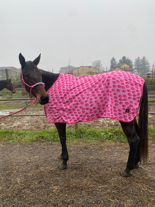 Fleece blanket pink with kiss