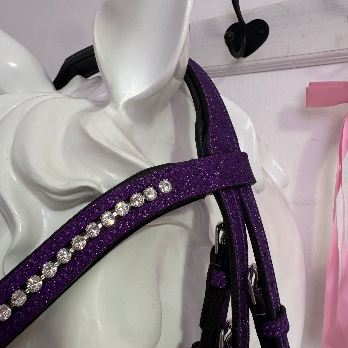 Bridle with reins purple glitter