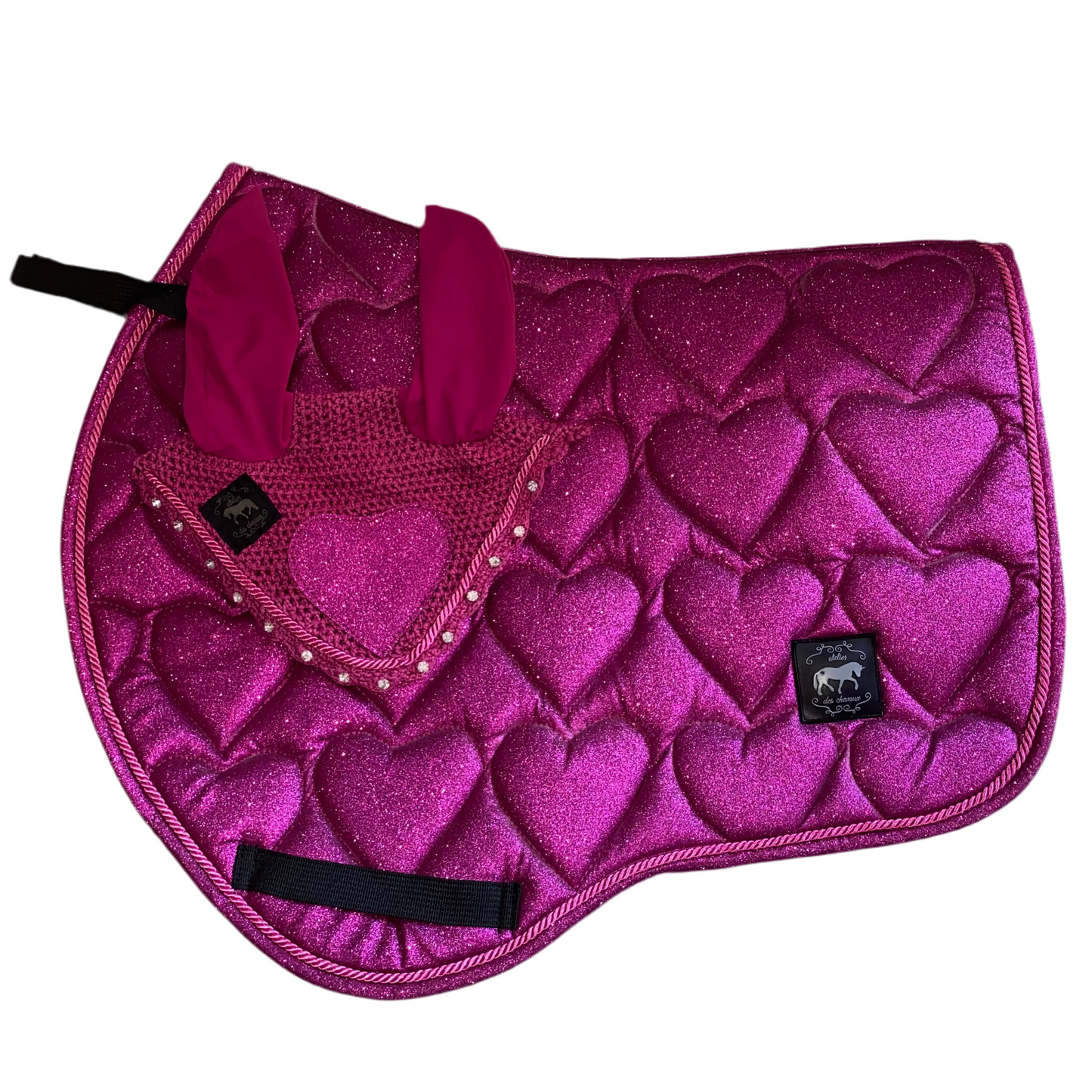 Sottosella e cuffietta fucsia con cuori da salto