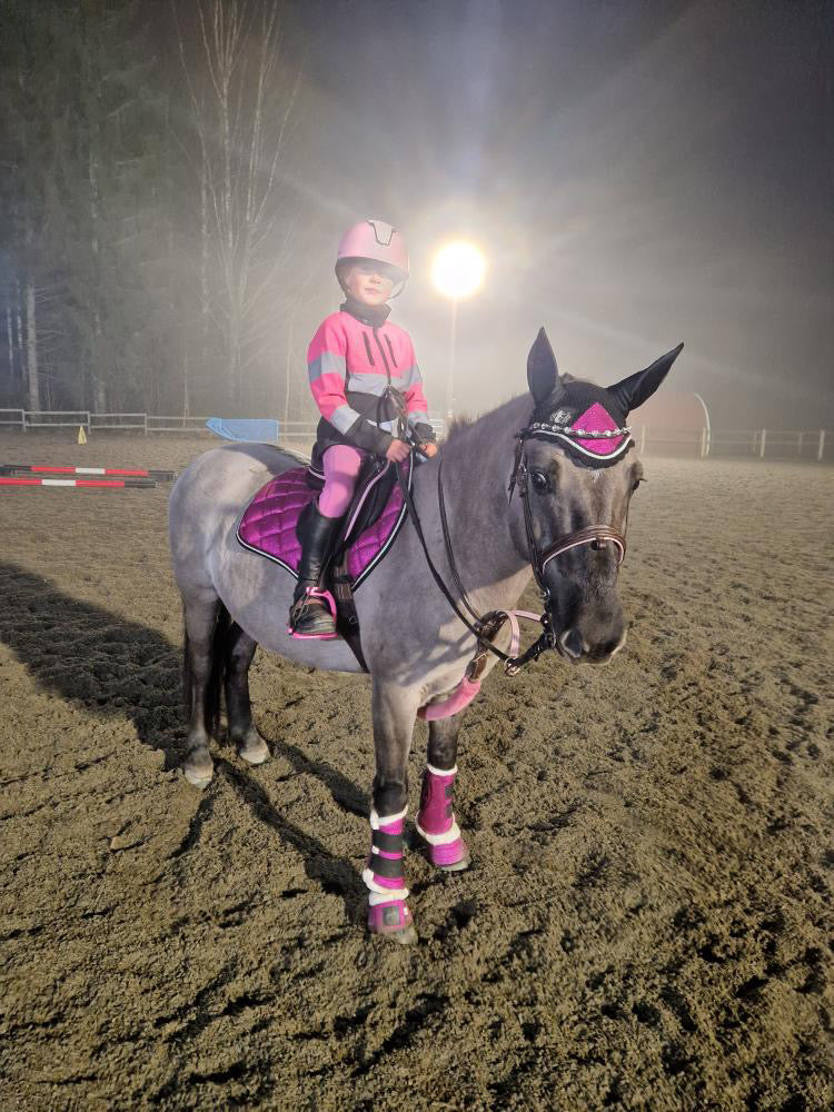 Fuchsia Spark Outfit 🩷