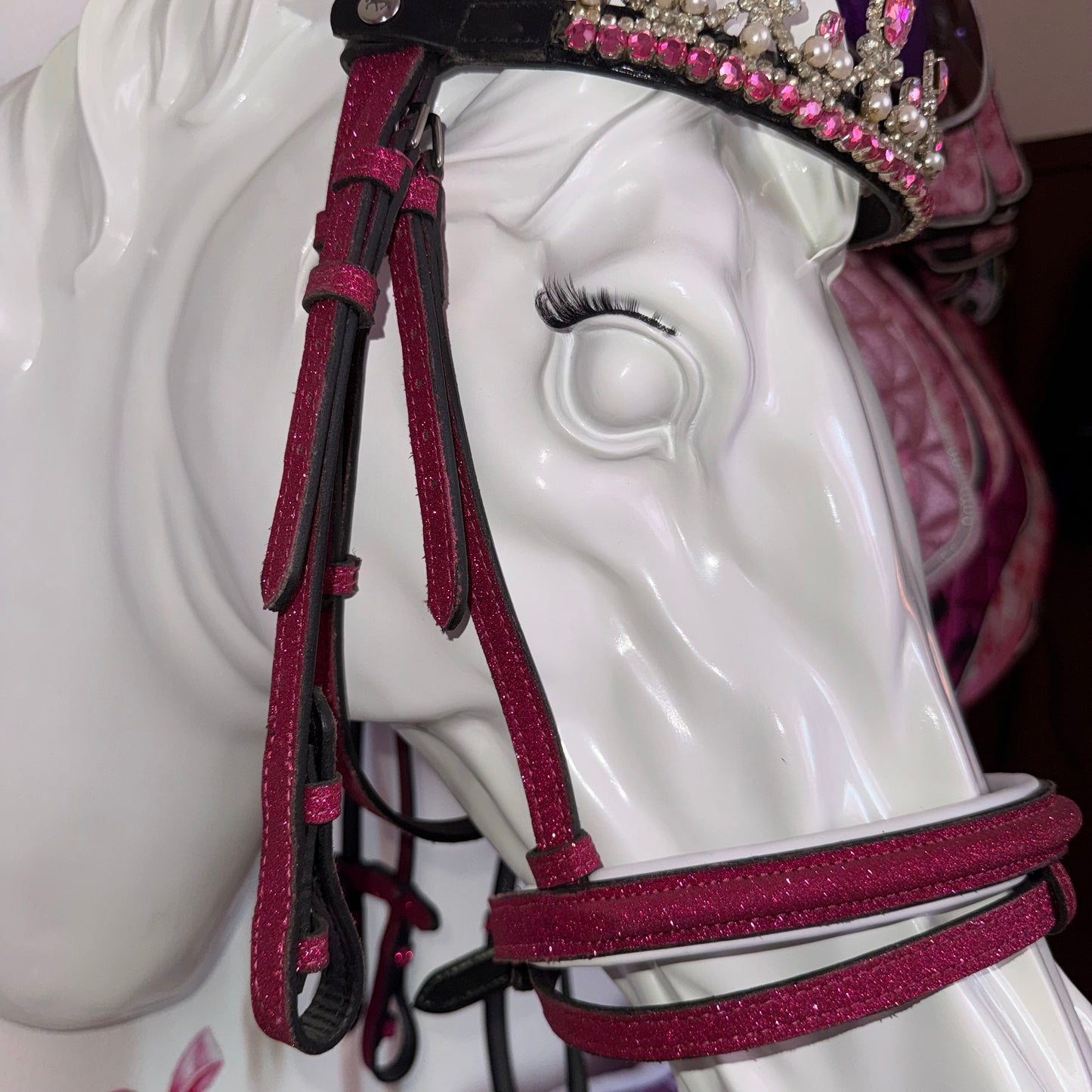 Bridle, browband crown and reins fuchsia glitter