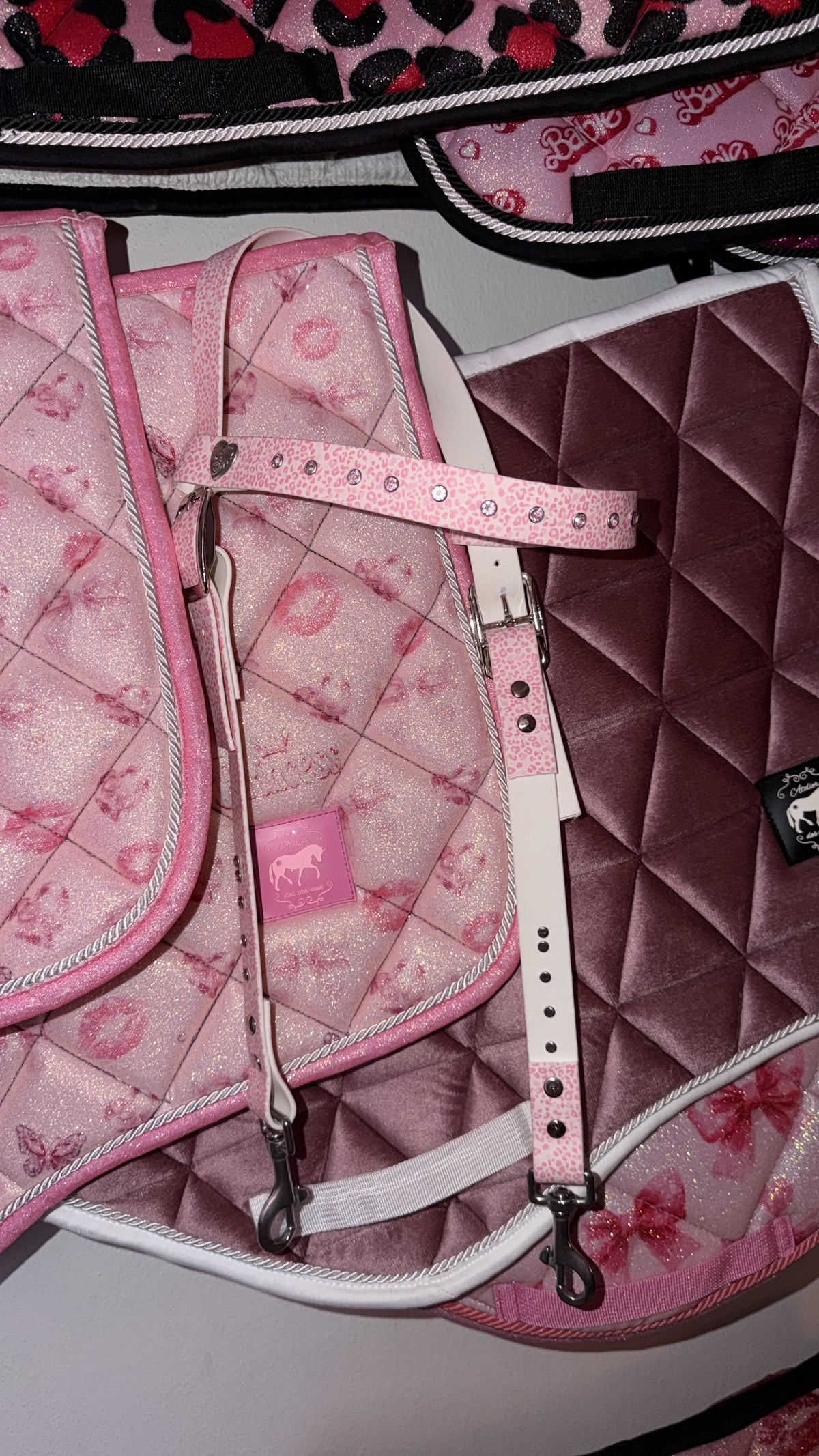 Bridle without noseband leopard pink