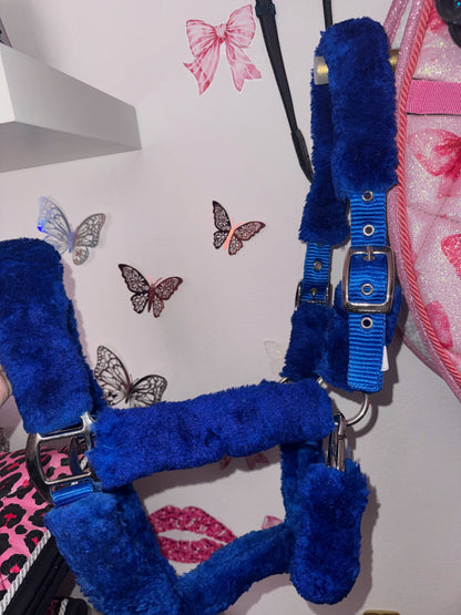 Halter with fur blue