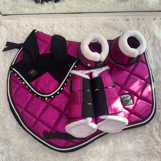 Fuchsia Spark Outfit 🩷