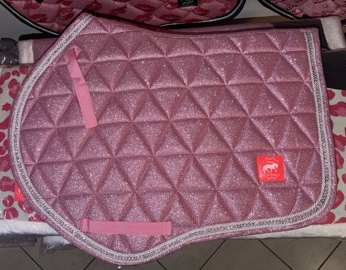 Saddlepad showjumping full size
