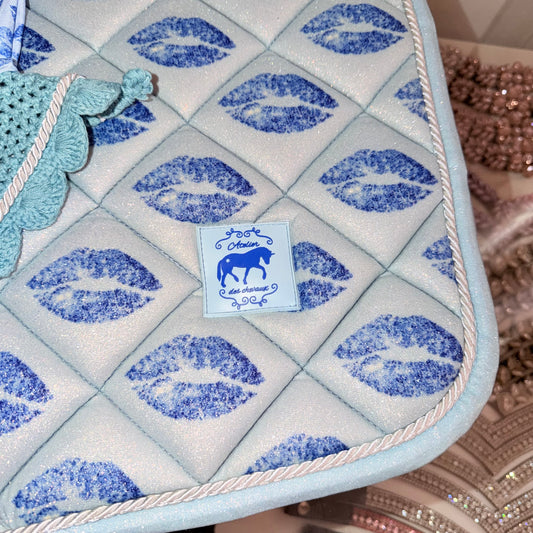 Saddlepad showjumping and bonnet blue glitter with kiss