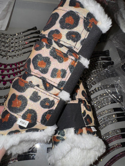 Saddlepad, bonnet, brushing boots leopard 🐆 print glitter