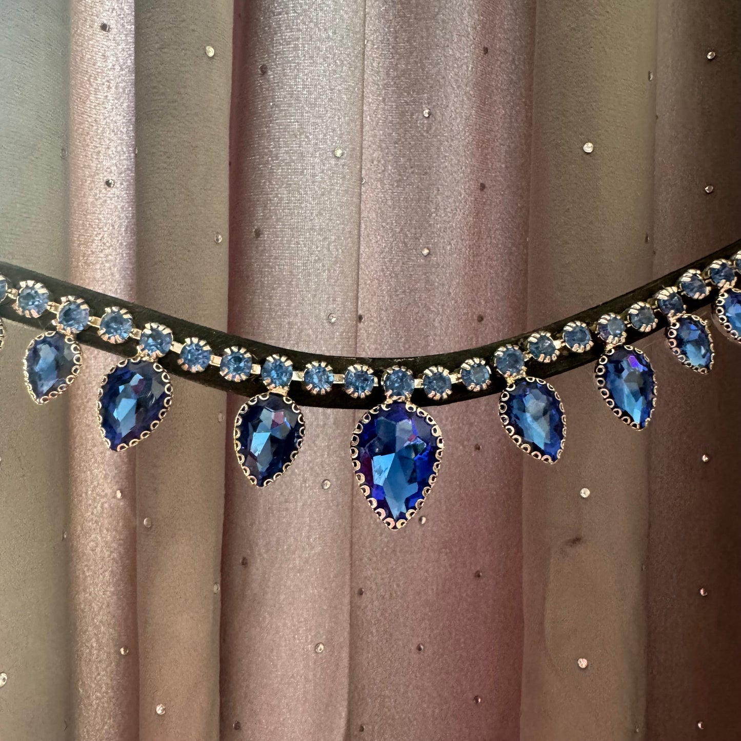 Frontalino a goccia blu