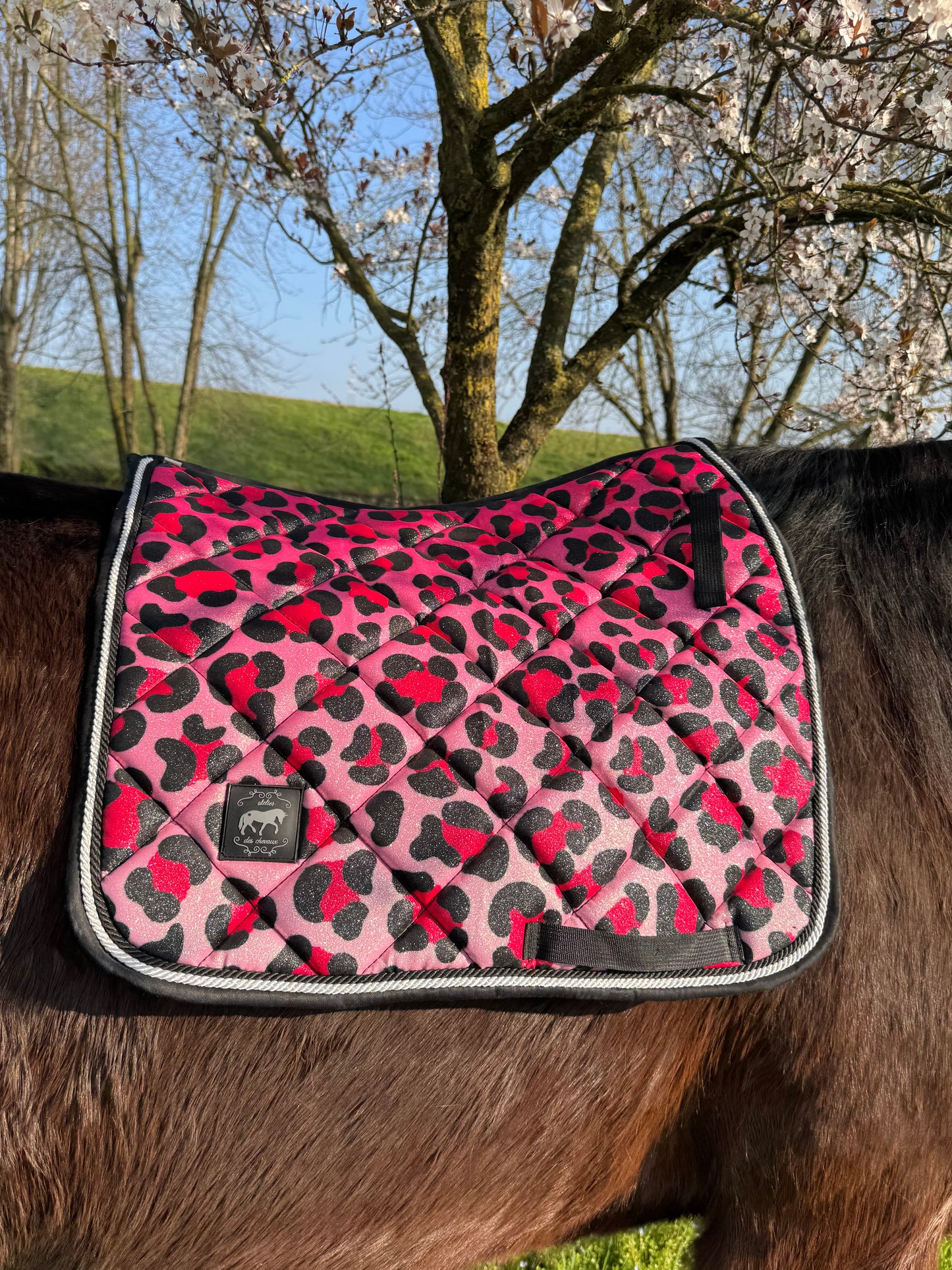 Saddlepad dressage Leopard fucshia glitter