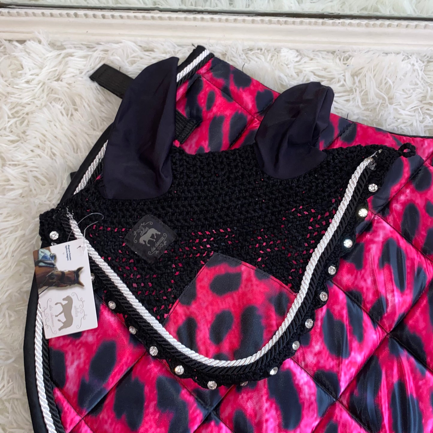 Sottosella e cuffietta fucsia leopardato da salto