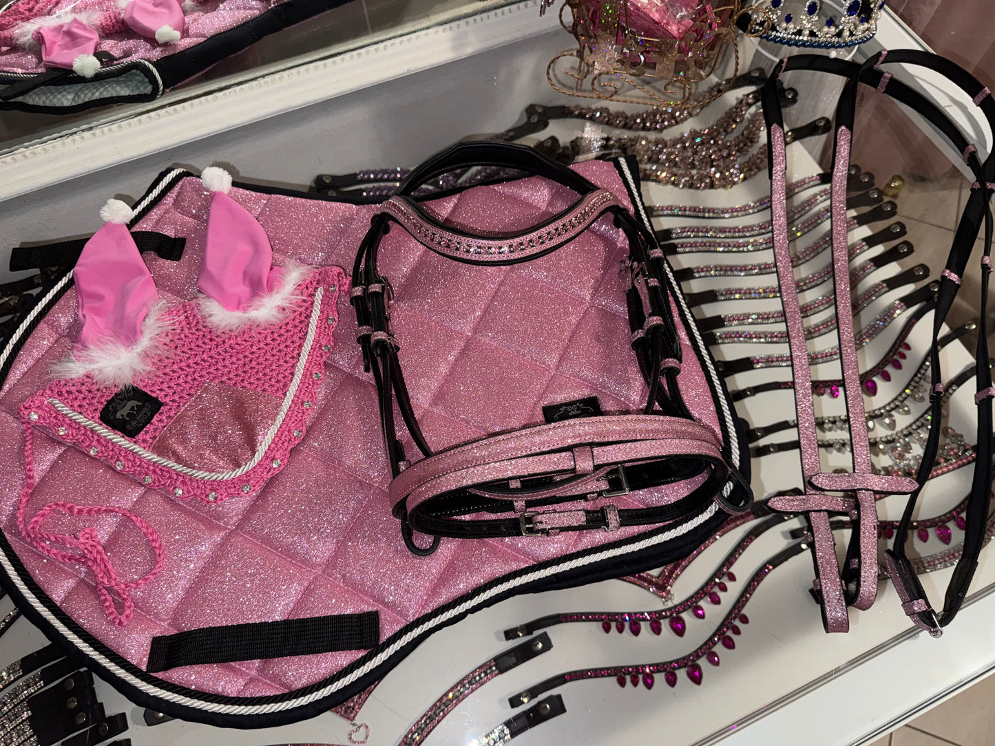 Sottosella e cuffietta da salto rosa chiaro glitter